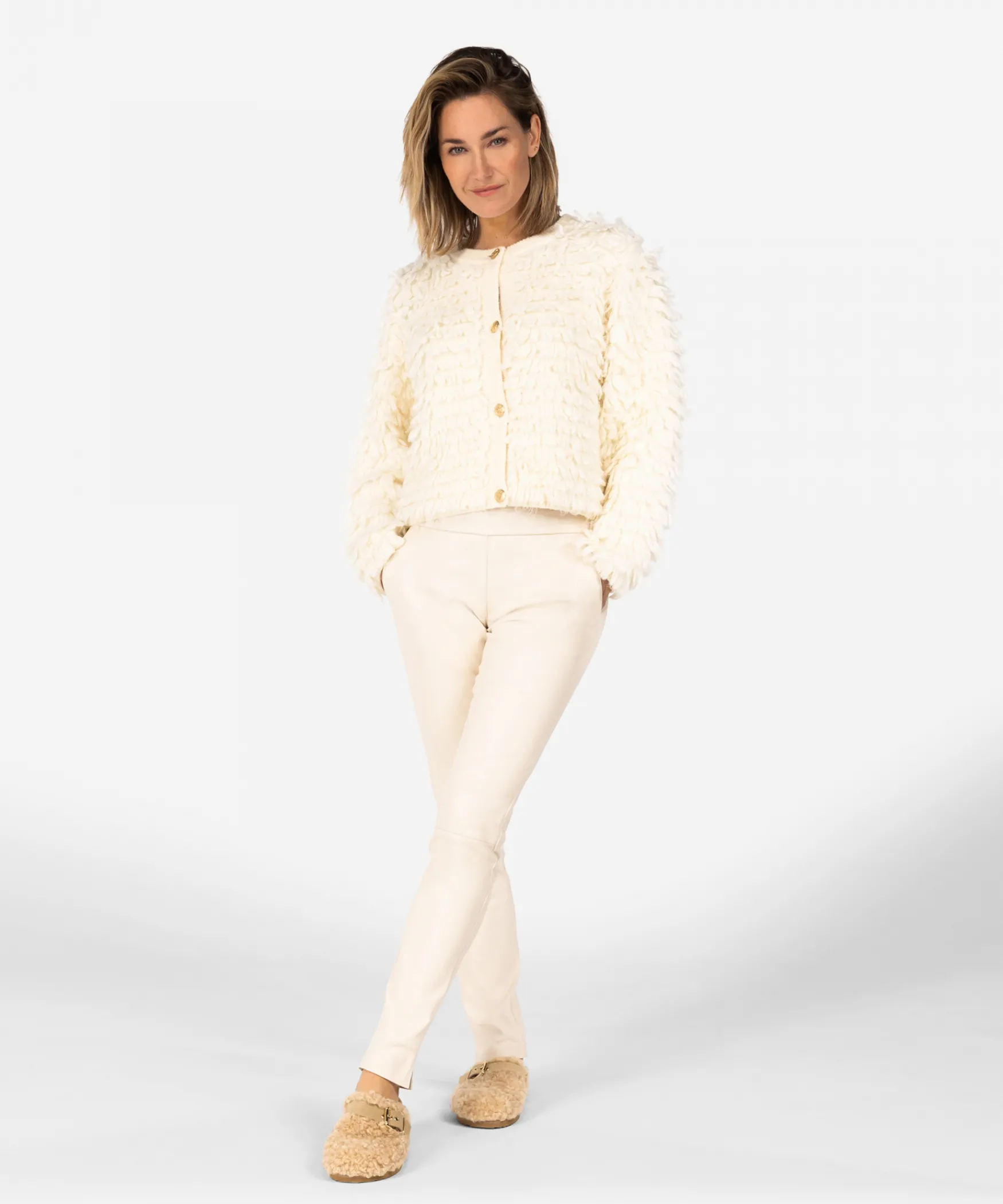 IBANA Cerry | < Vesten