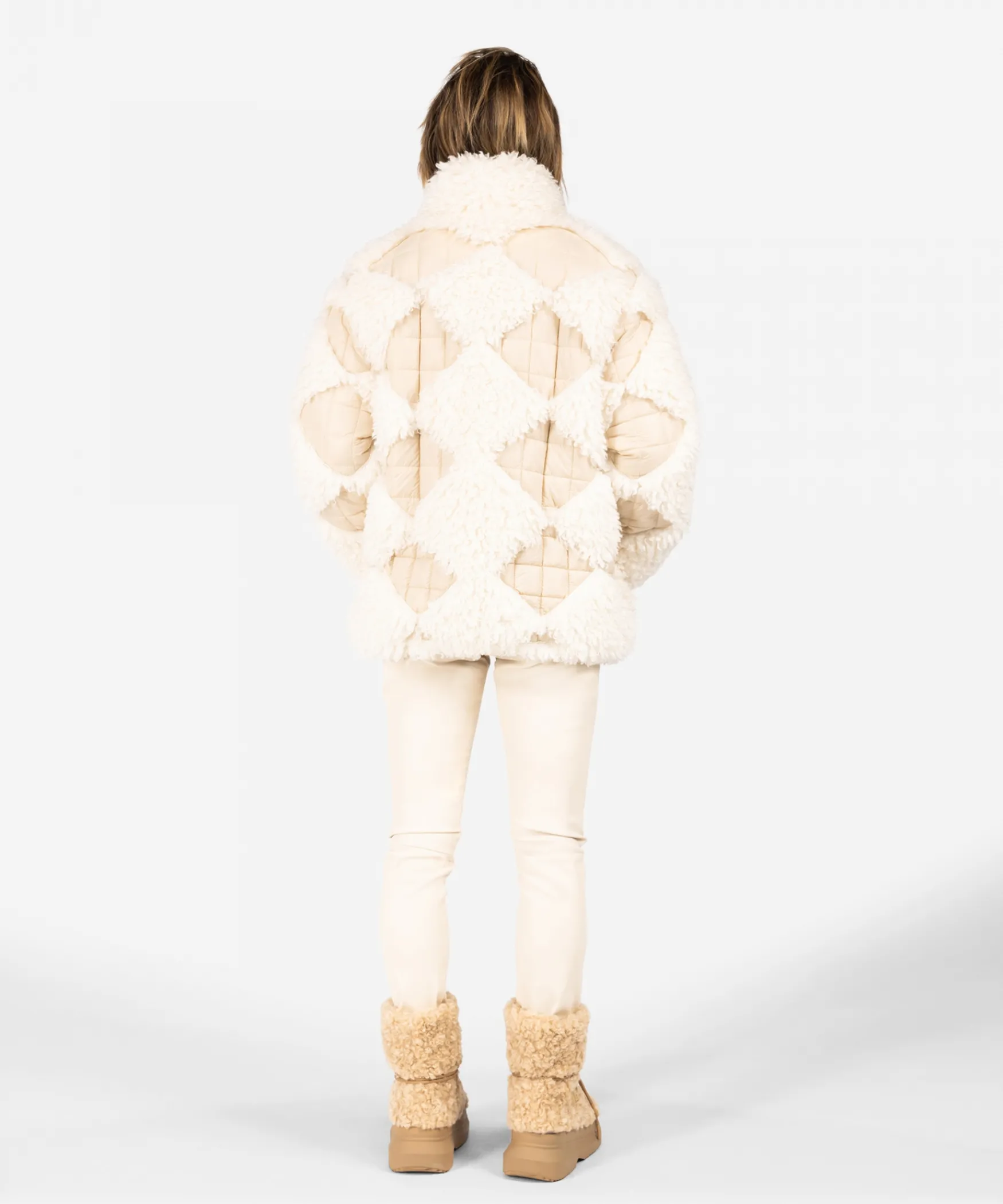 IBANA Chase | < Faux Fur | Gewatteerd