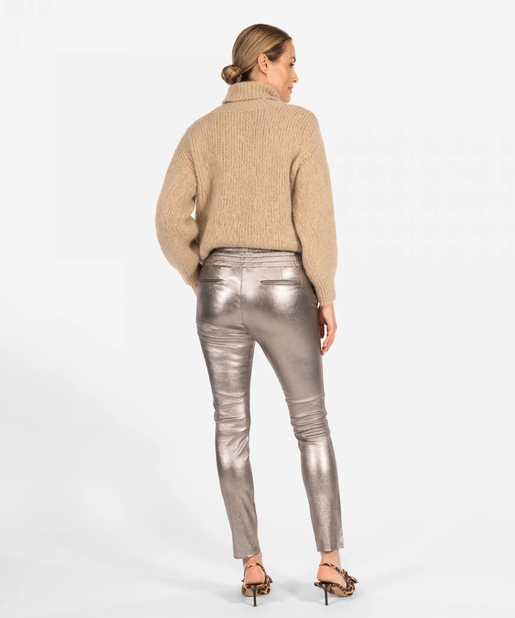 IBANA Colette Metallic | Classic Grey< Mid Waist | Leren Broeken