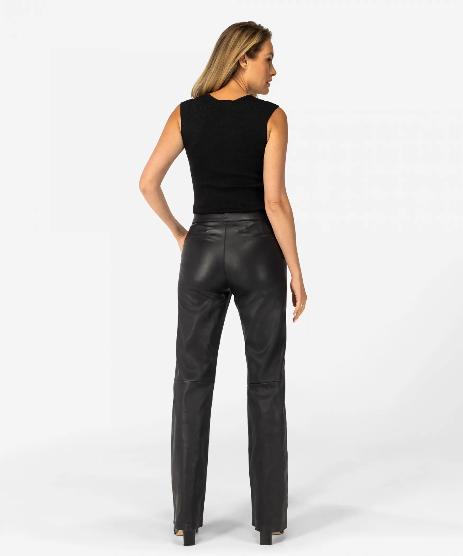 IBANA Pallora | Black< Mid Waist | Leren Broeken
