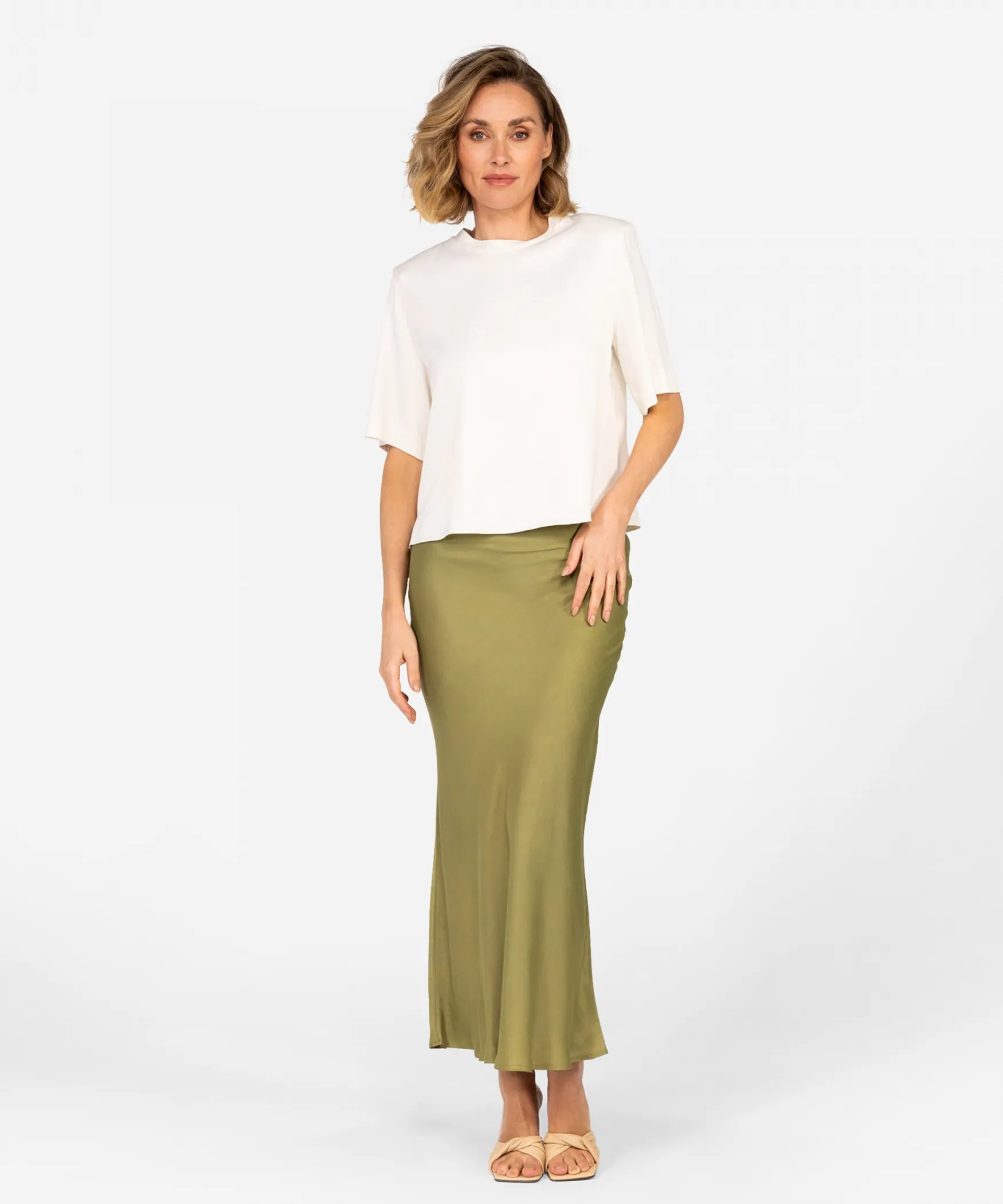 IBANA Safian | MOSS GREEN< Midi Shorts En Rokken | Maxi Shorts En Rokken
