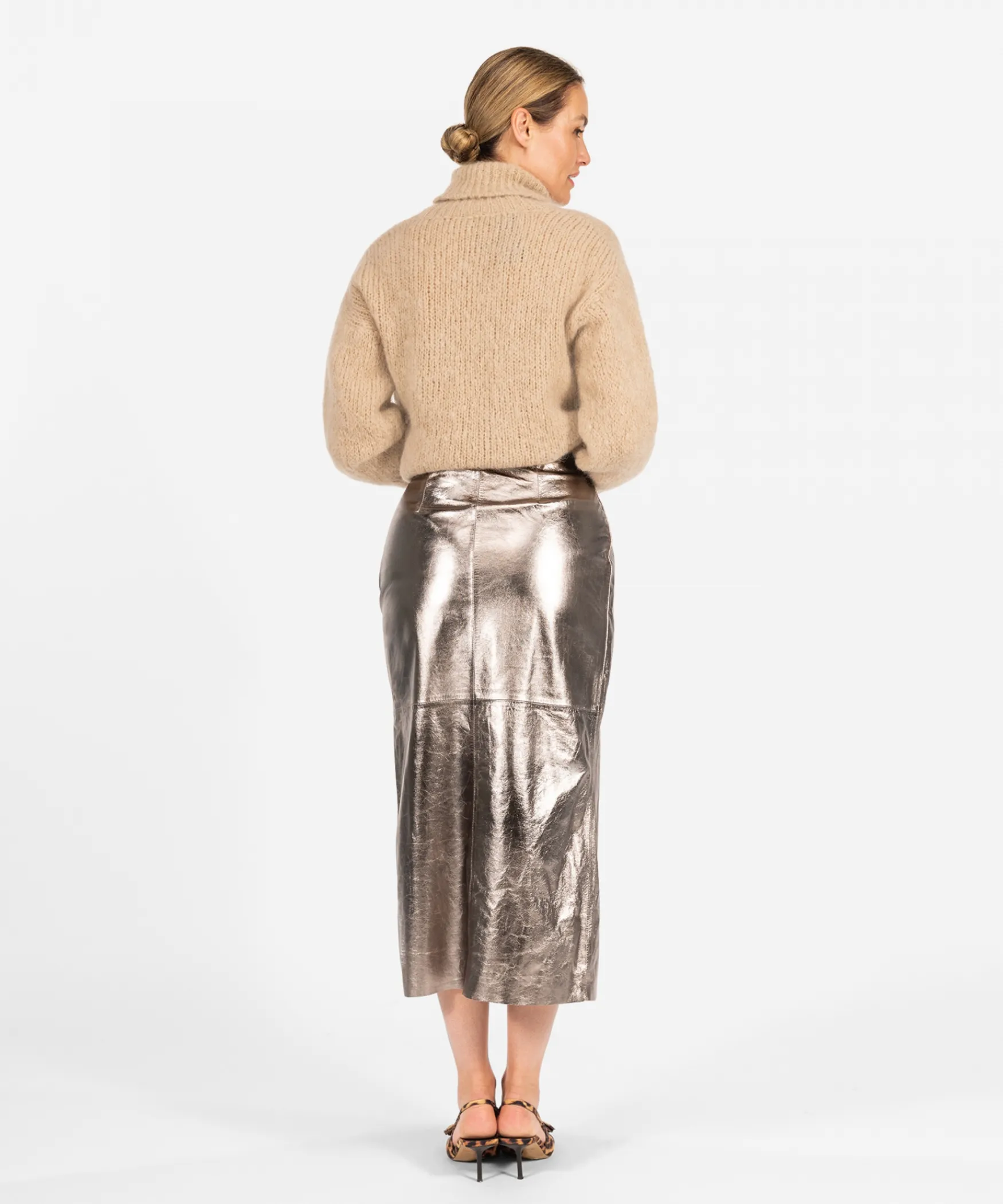 IBANA Siara Metallic | Classic Grey< Maxi Shorts En Rokken | Leren Shorts En Rokken