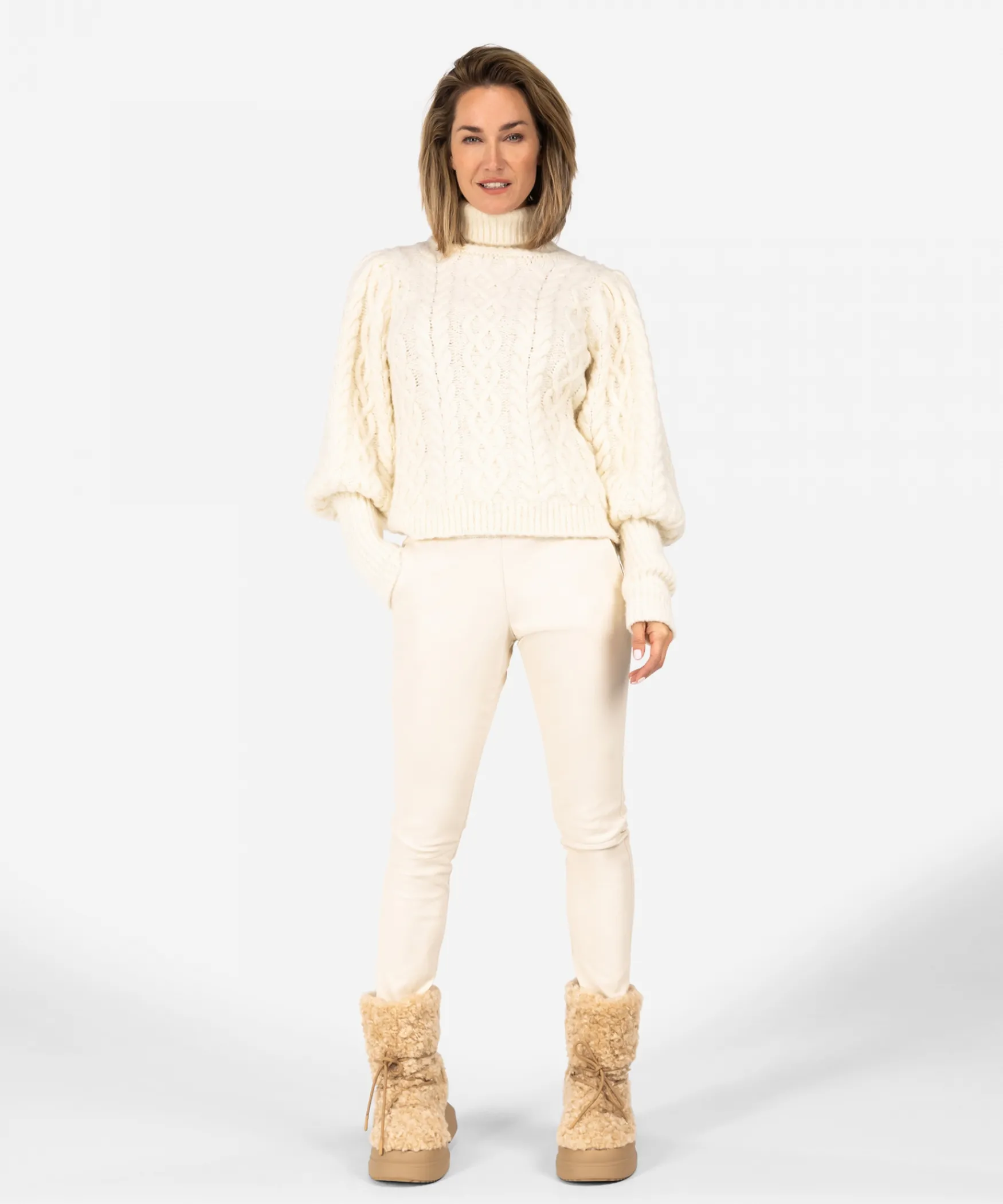 IBANA Texany | < Trui | Coltrui